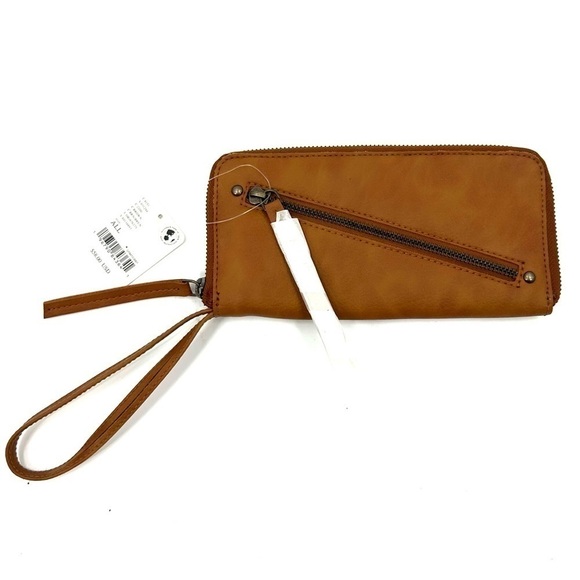 Free People Wallet Vegan Leather Distressed Brown Zip Around Wristlet Clutch NEW - Picture 3 of 11